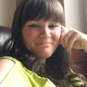 Meet your Posher, Holly